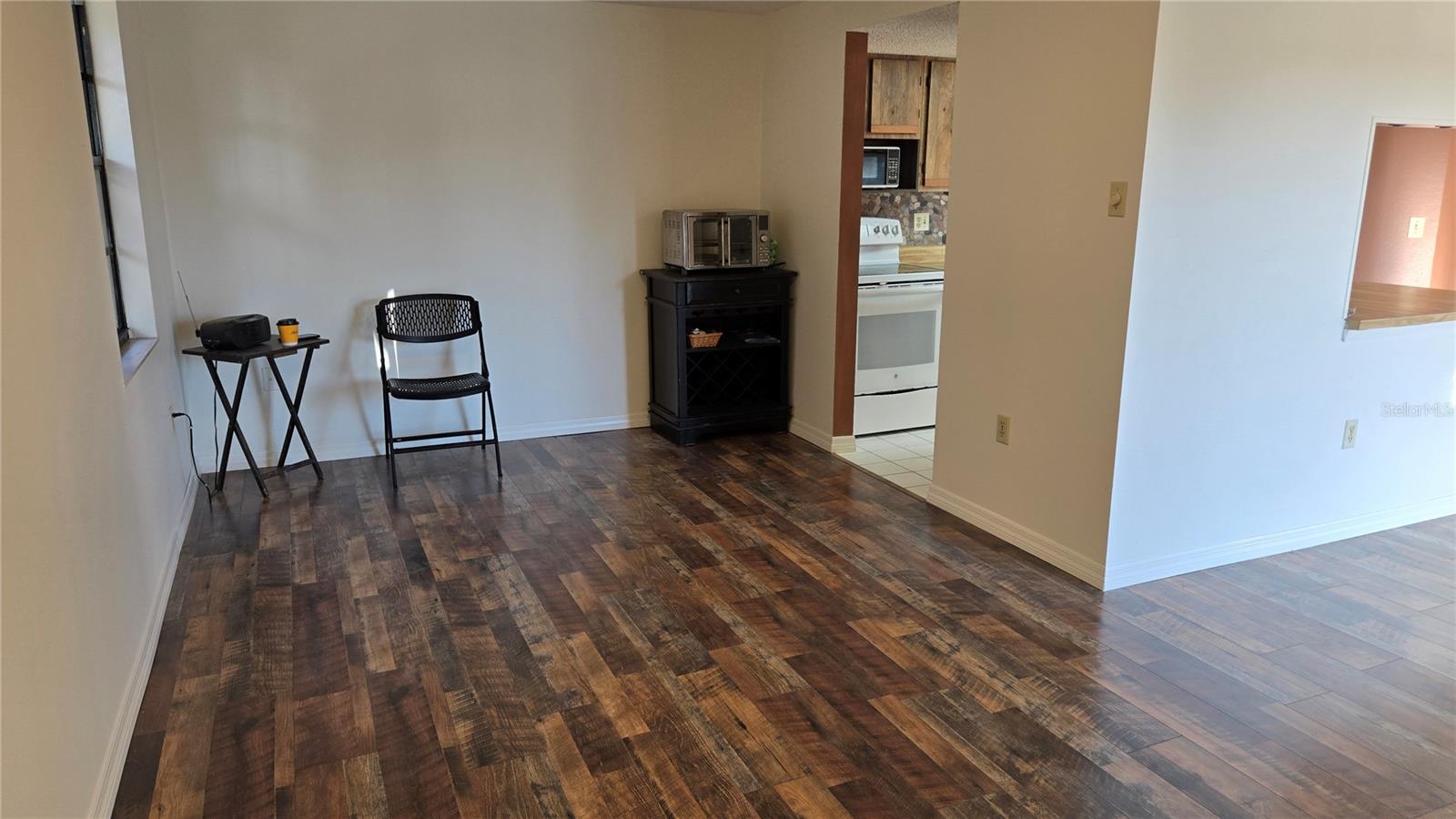 Image 9 of 11 For 5026 Water Oak Drive 108