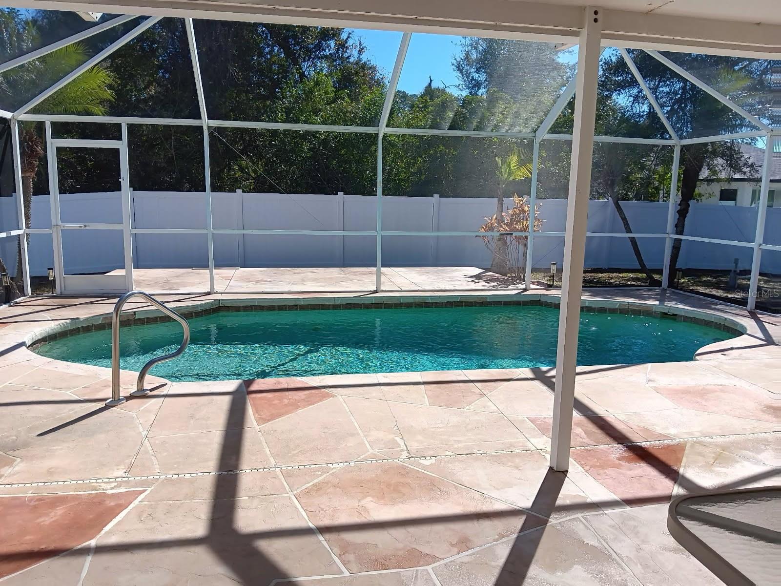 Image 22 of 36 For 4550 Fernway Drive