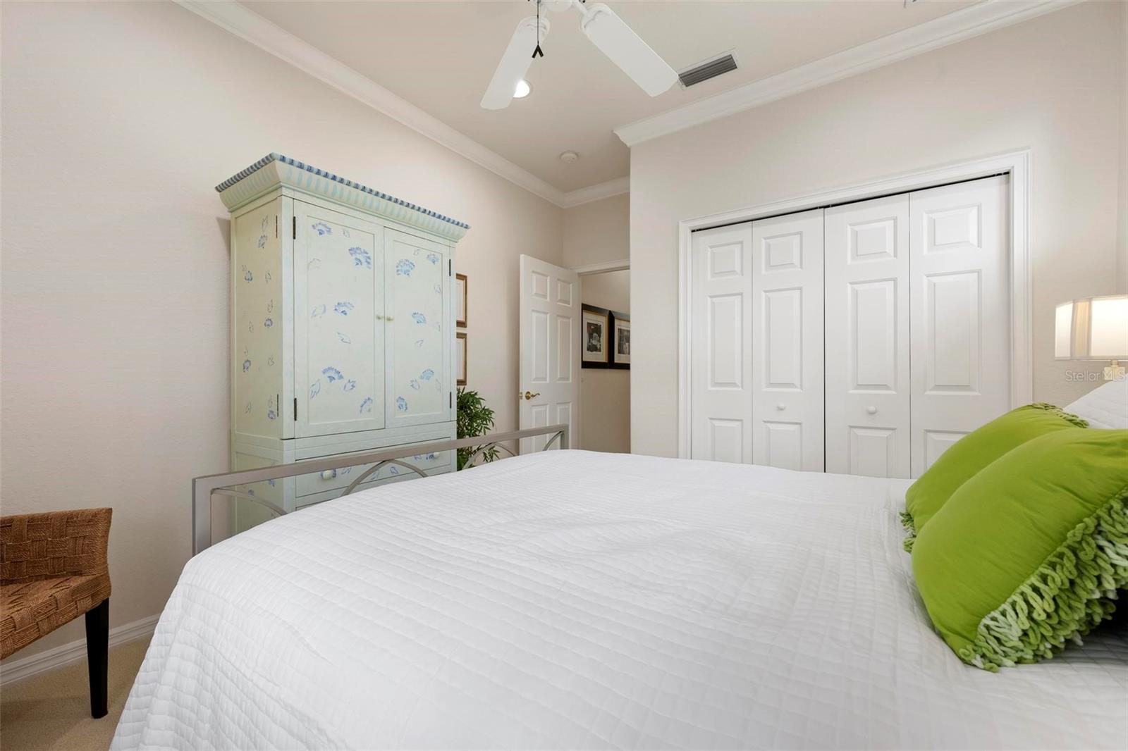 Image 23 of 40 For 102 Padova Way 55