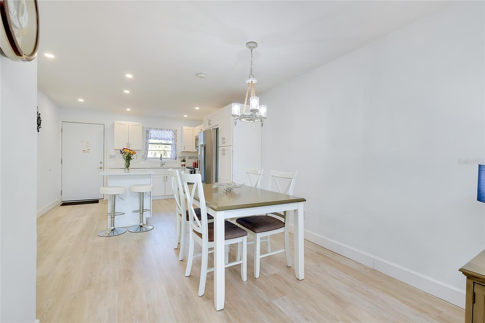 Image 18 of 57 For 1 Quails Run Boulevard 2