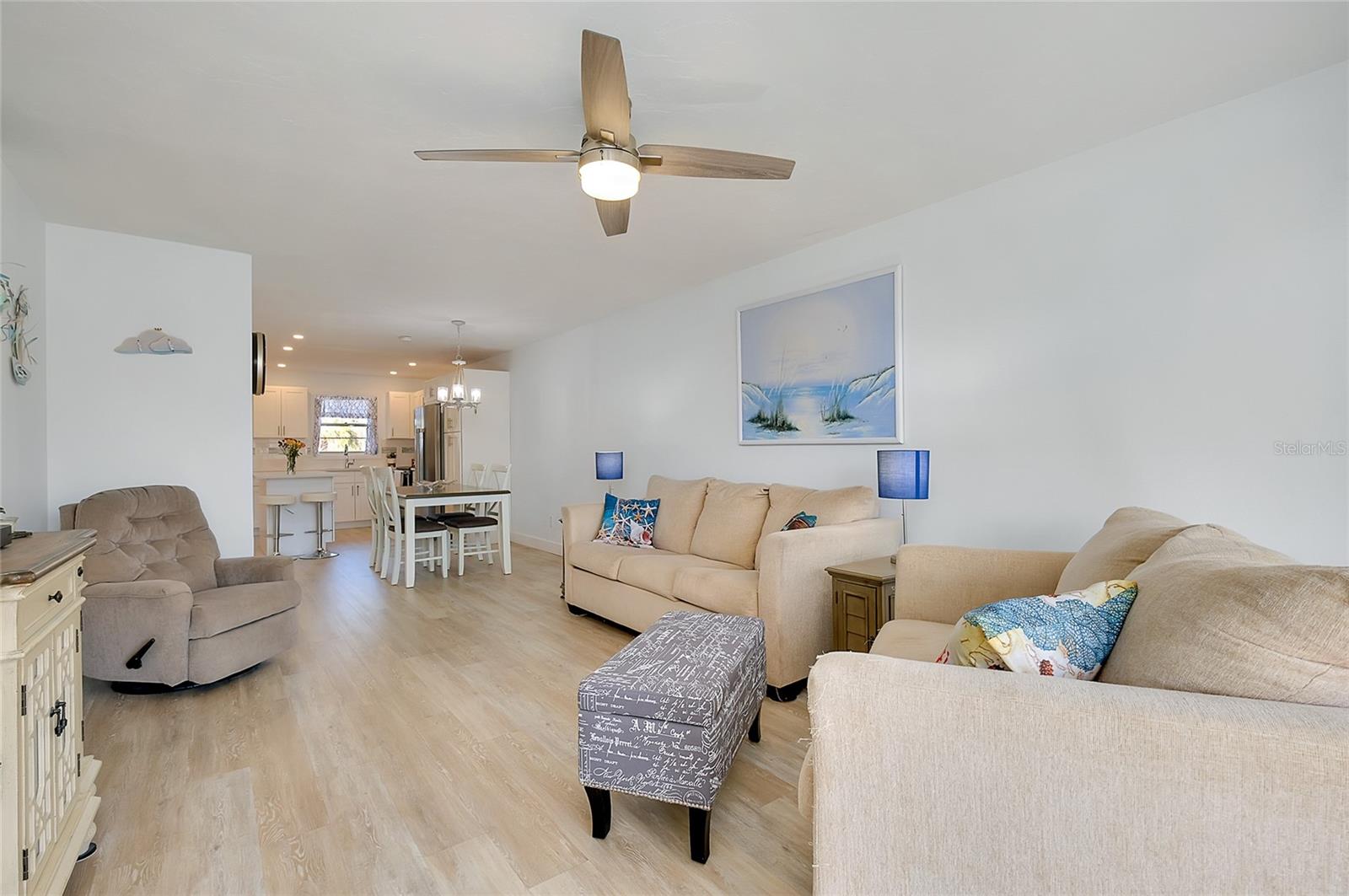 Image 23 of 57 For 1 Quails Run Boulevard 2