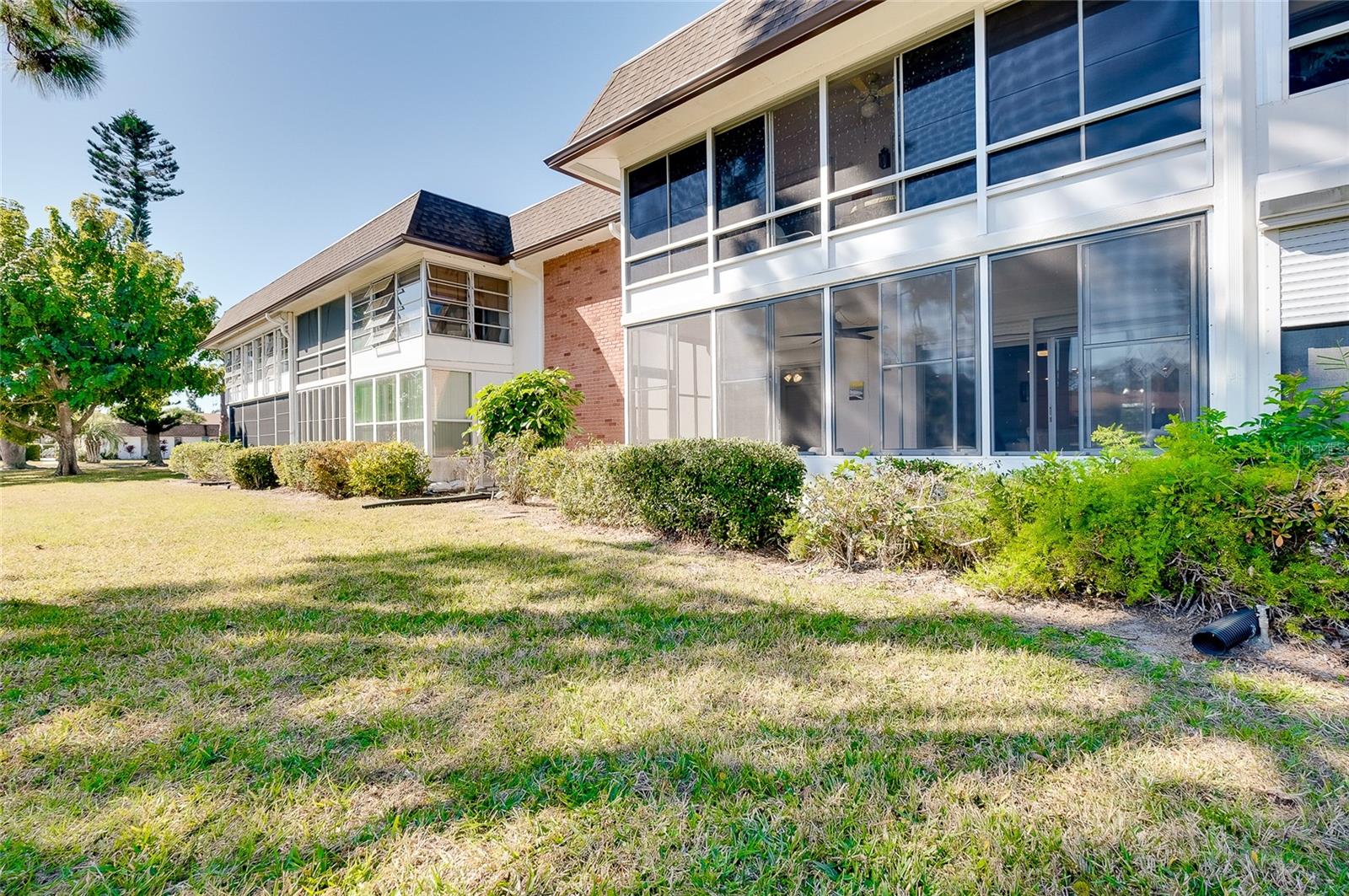 Image 42 of 57 For 1 Quails Run Boulevard 2