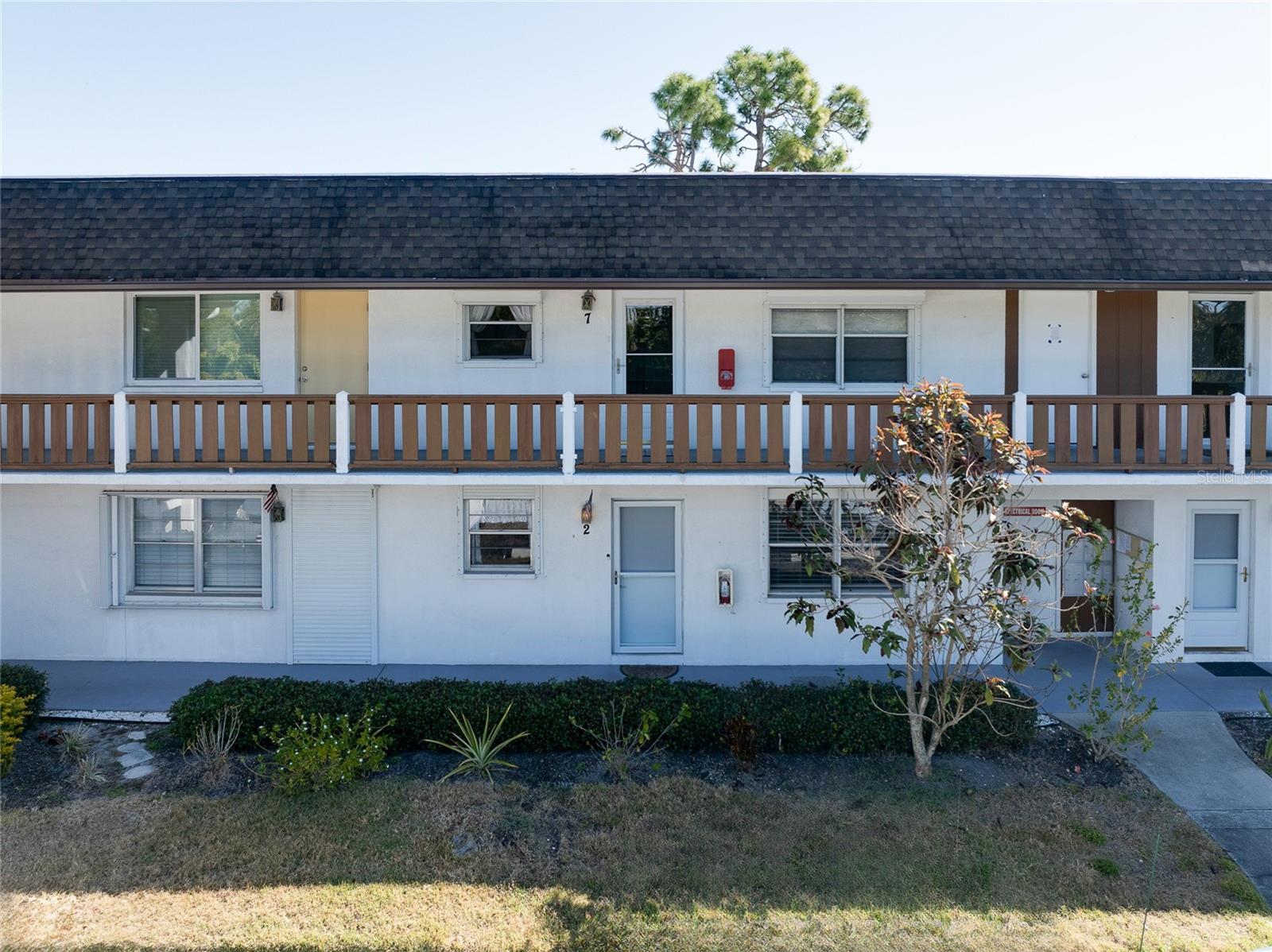 Image 47 of 57 For 1 Quails Run Boulevard 2