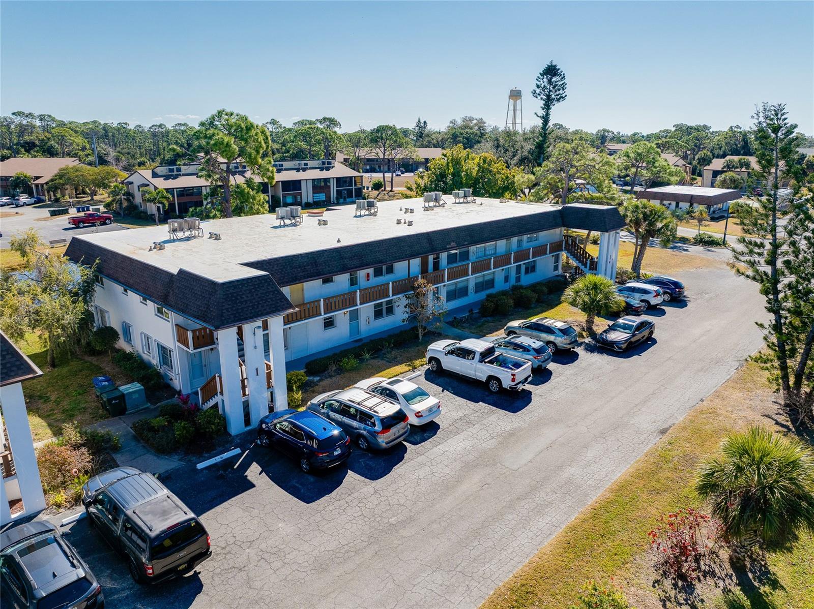 Image 51 of 57 For 1 Quails Run Boulevard 2