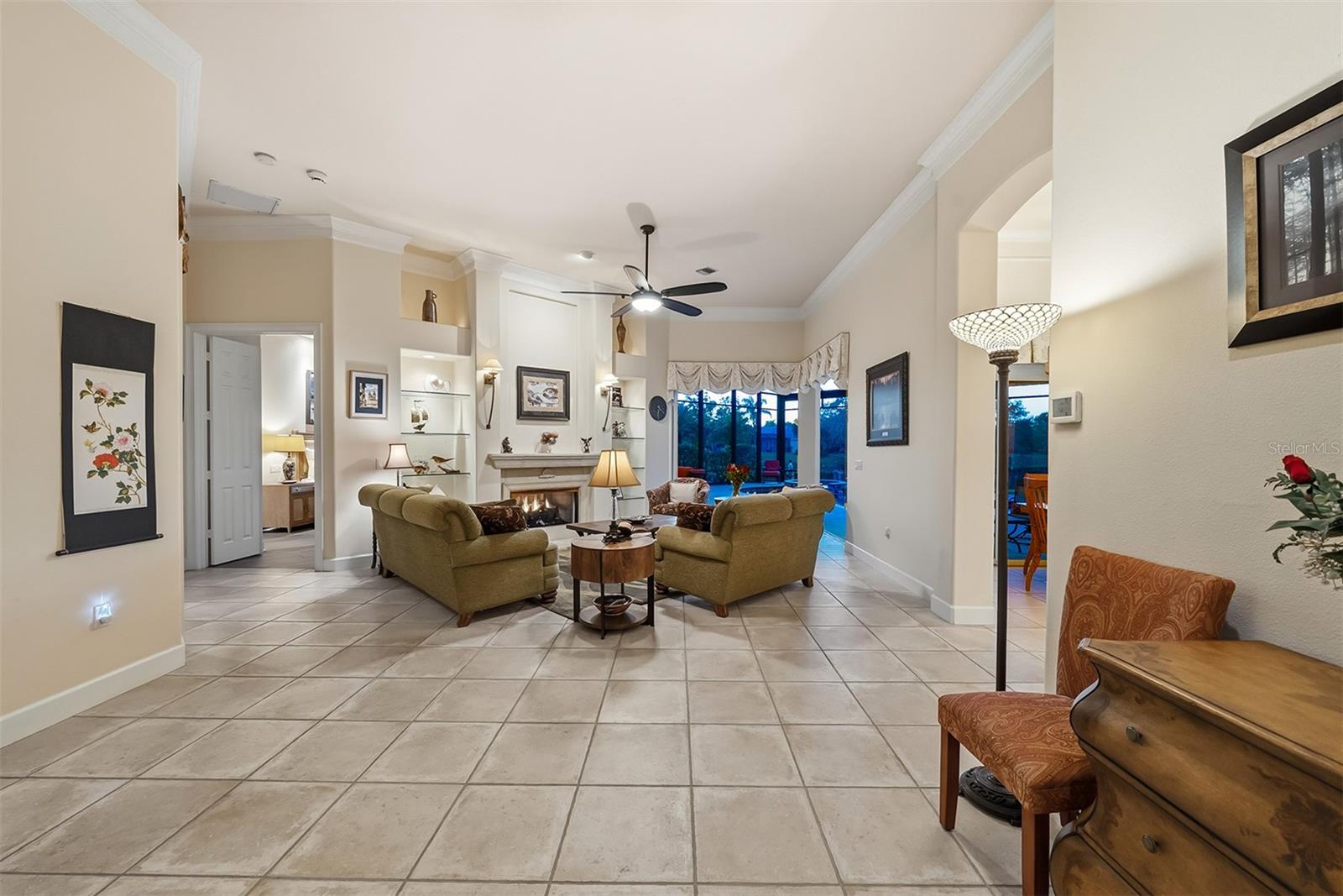 Image 13 of 93 For 6 Saint Martin Circle