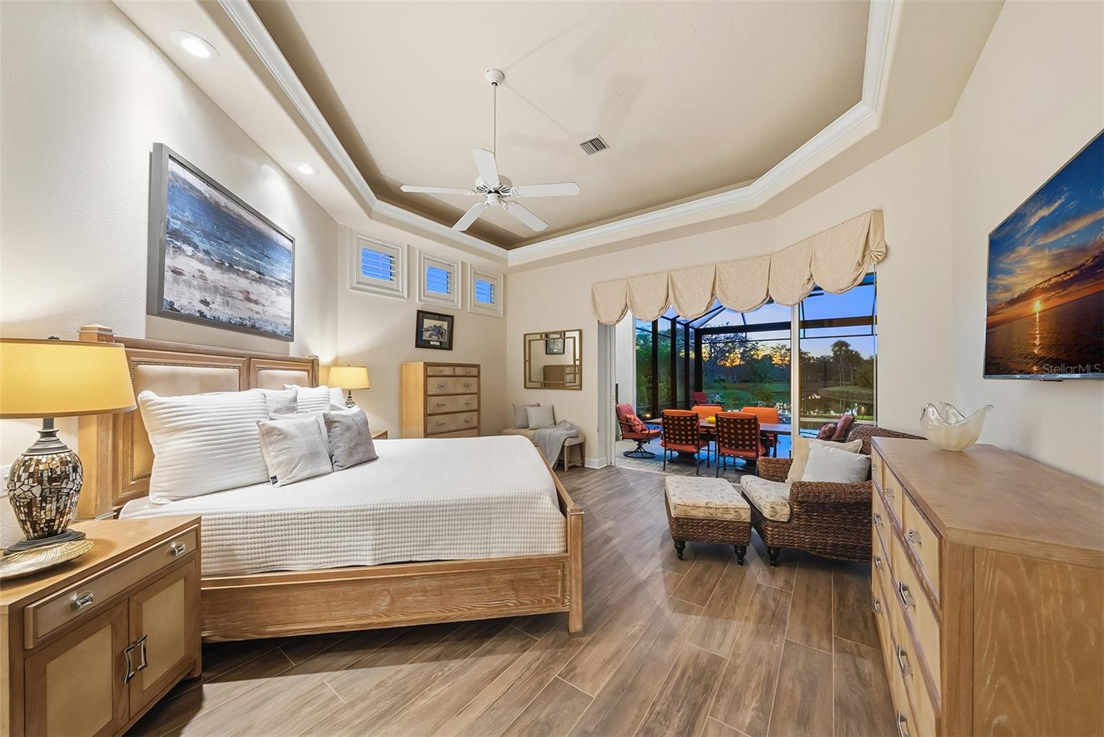 Image 29 of 93 For 6 Saint Martin Circle