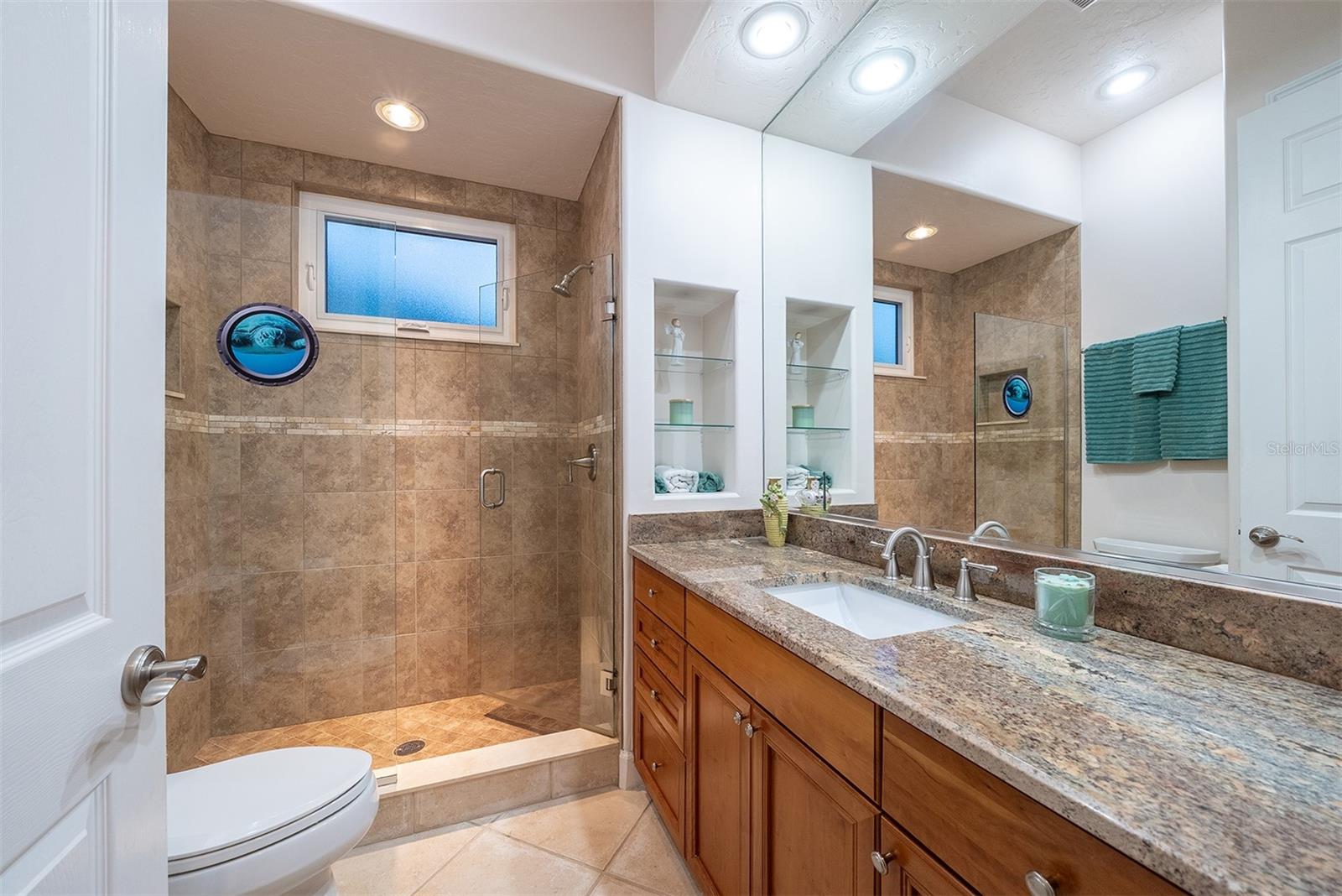 Image 36 of 93 For 6 Saint Martin Circle