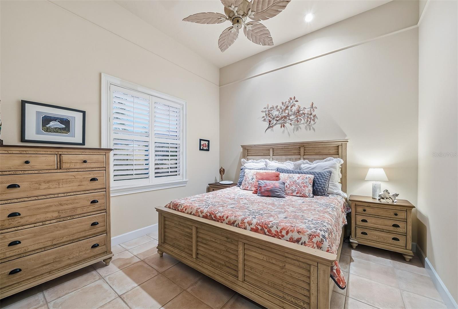 Image 37 of 93 For 6 Saint Martin Circle