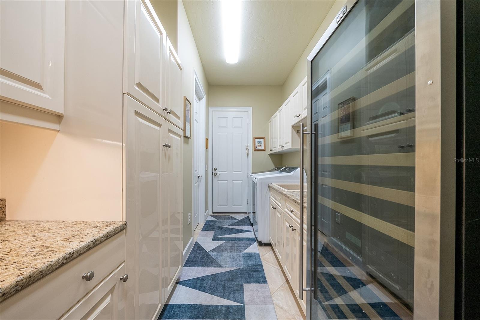 Image 41 of 93 For 6 Saint Martin Circle