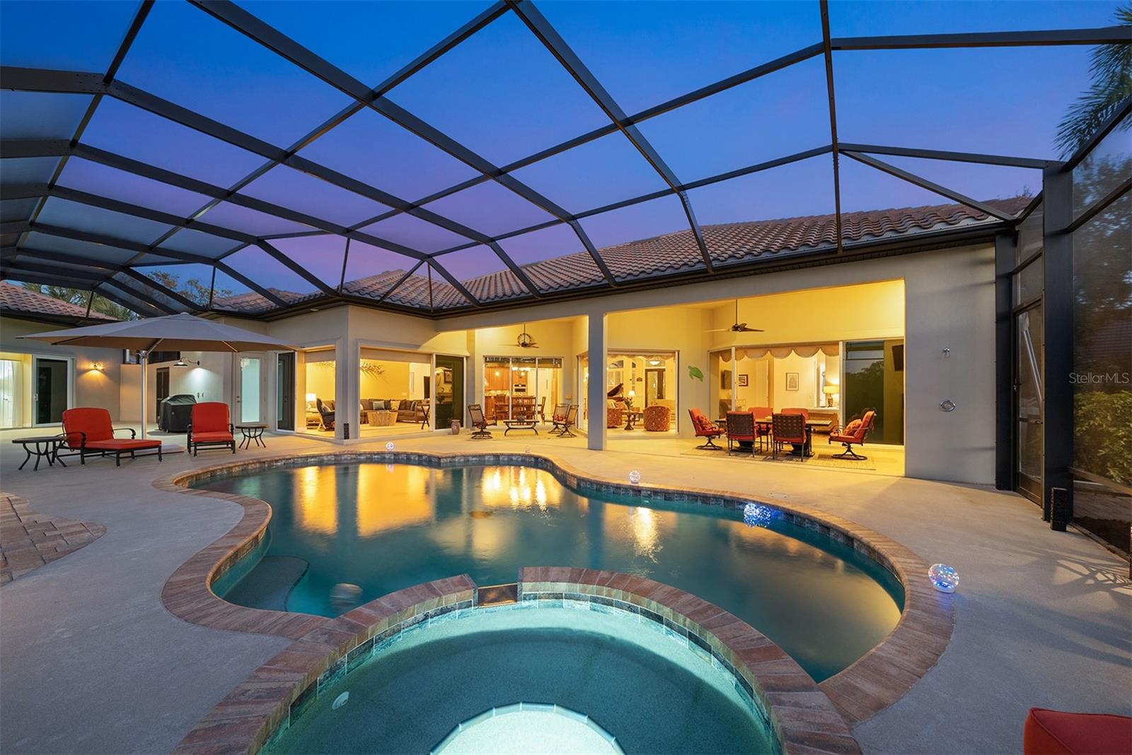 Image 43 of 93 For 6 Saint Martin Circle