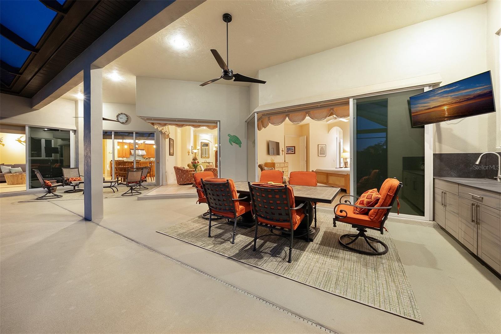 Image 45 of 93 For 6 Saint Martin Circle