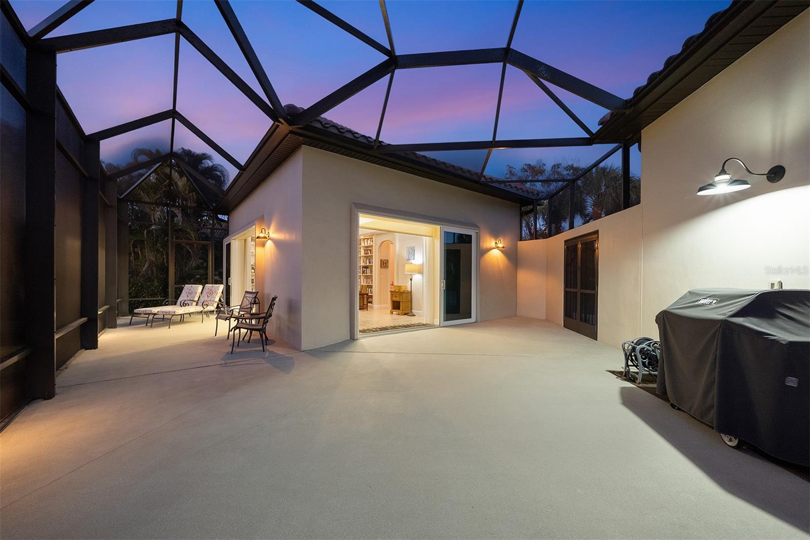 Image 48 of 93 For 6 Saint Martin Circle