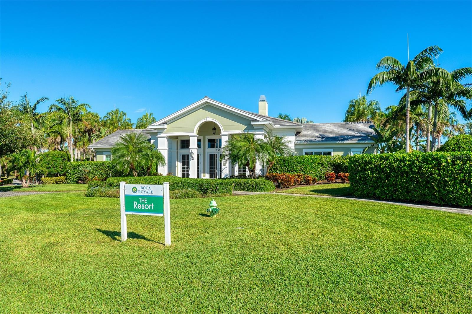 Image 90 of 93 For 6 Saint Martin Circle