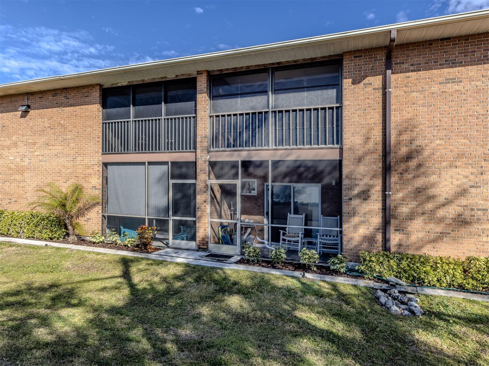 Image 2 of 68 For 217 Airport Avenue W 216