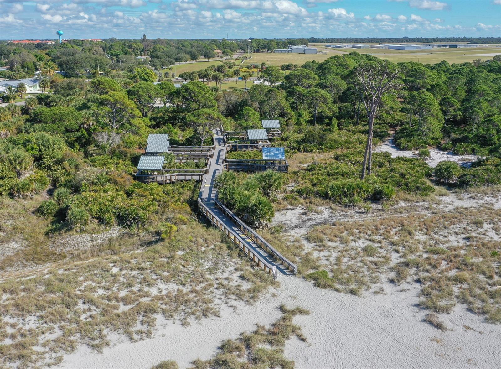 Image 30 of 68 For 217 Airport Avenue W 216