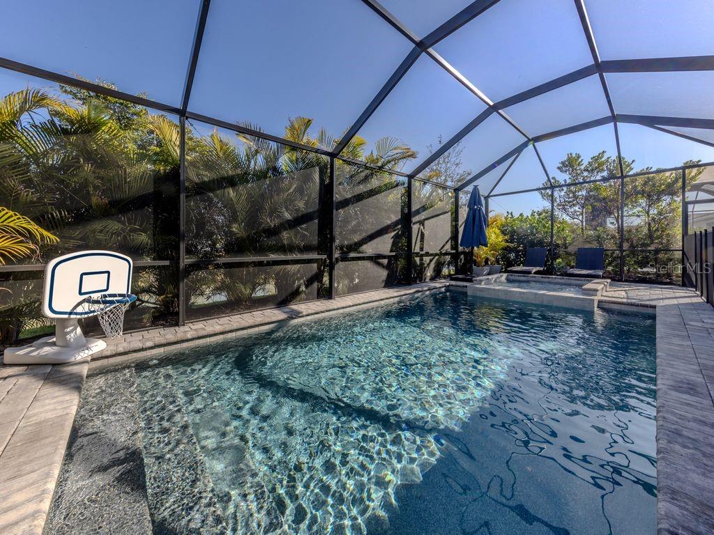 Image 3 of 42 For 11450 Burgundy Drive