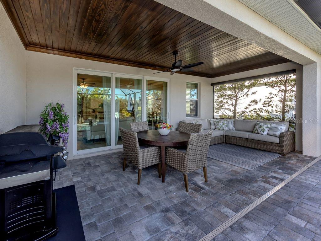 Image 4 of 42 For 11450 Burgundy Drive