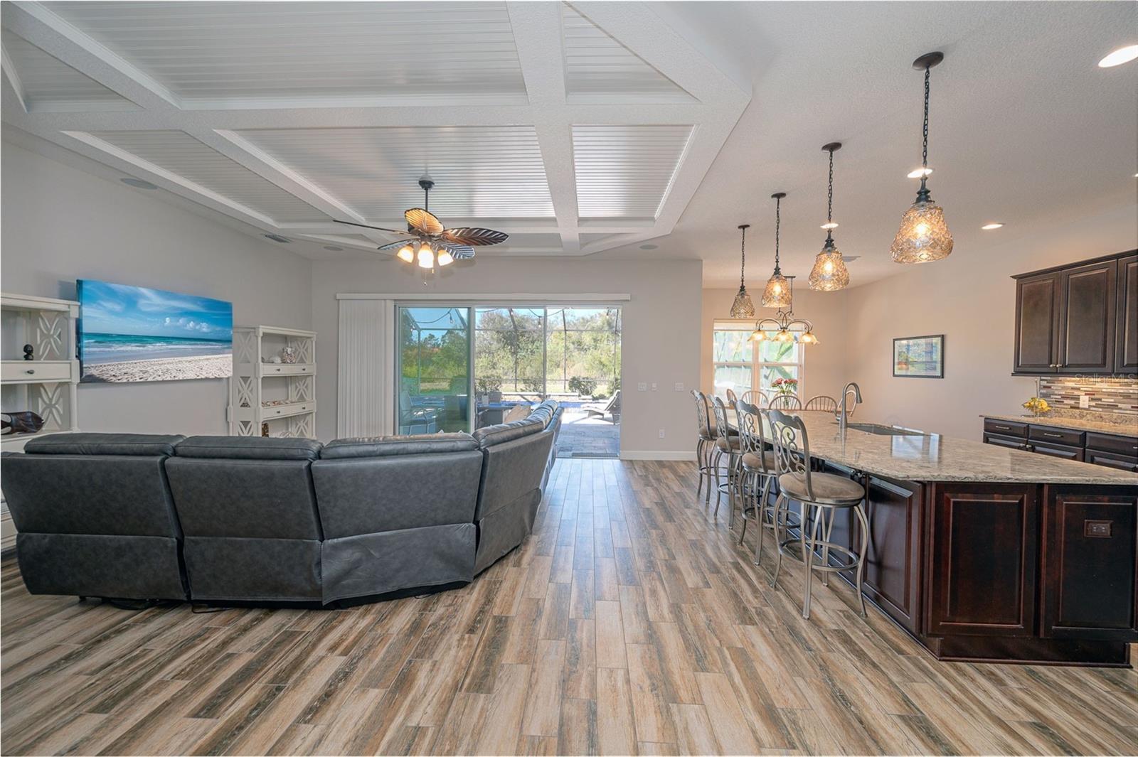 Image 18 of 97 For 5977 Anise Drive