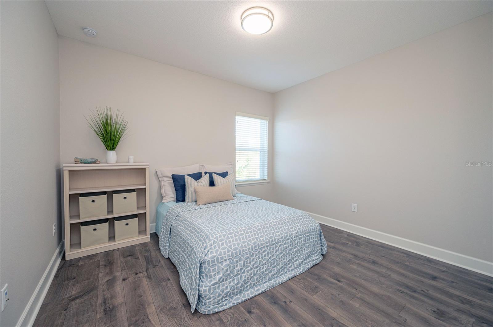 Image 52 of 97 For 5977 Anise Drive