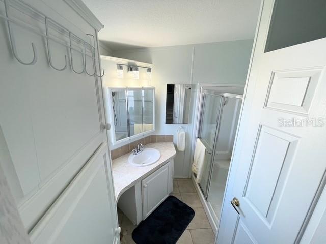 Image 10 of 20 For 618 Green Circle