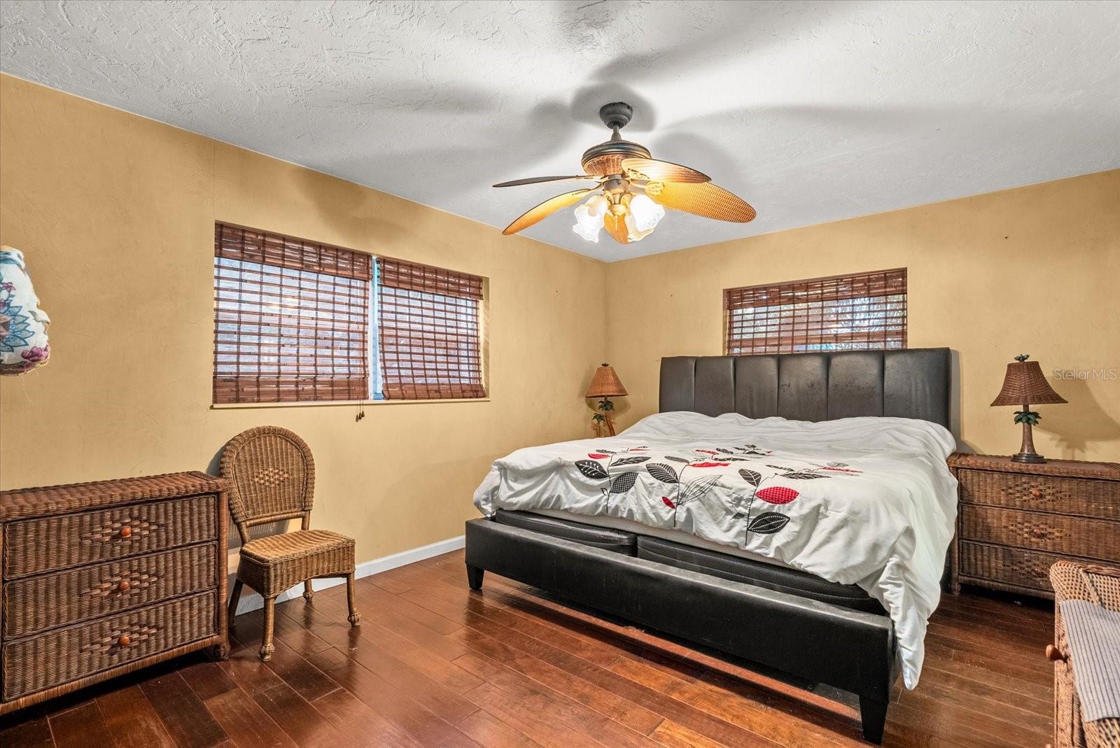 Image 12 of 25 For 100 Siena Place