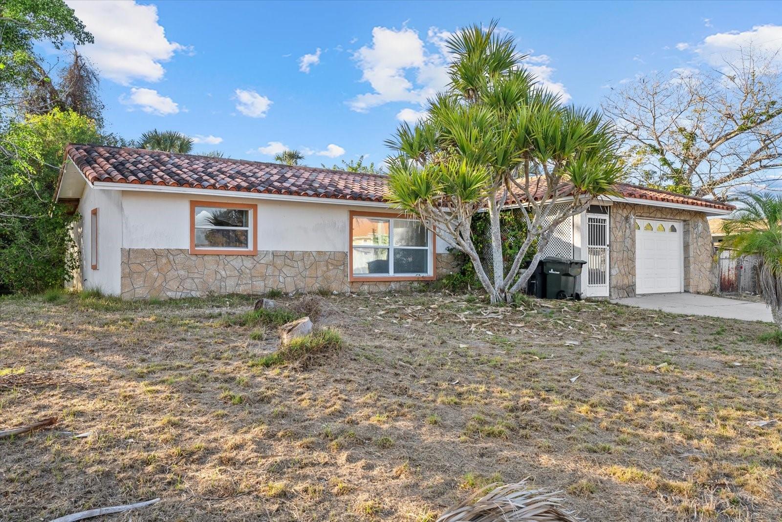 Image 2 of 25 For 100 Siena Place