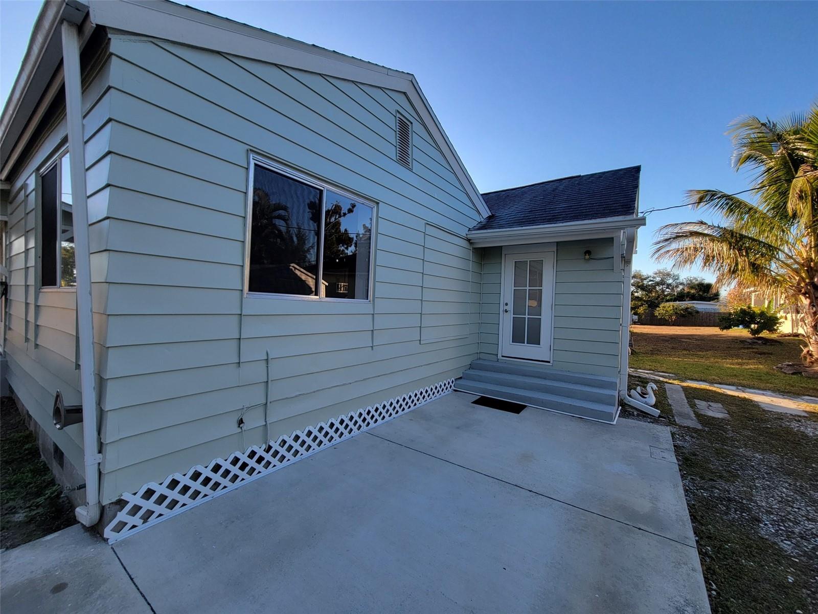 Image 5 of 25 For 144 Mount Pleasant Road