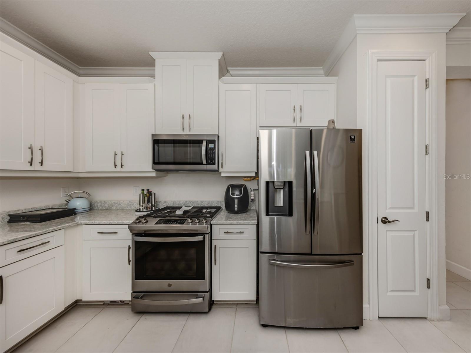 Image 18 of 82 For 5853 Semolino Street