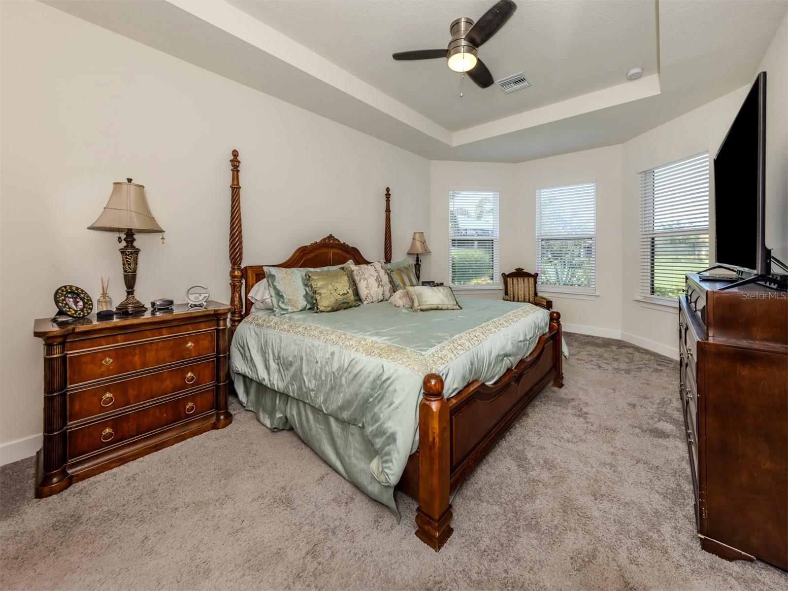 Image 21 of 82 For 5853 Semolino Street