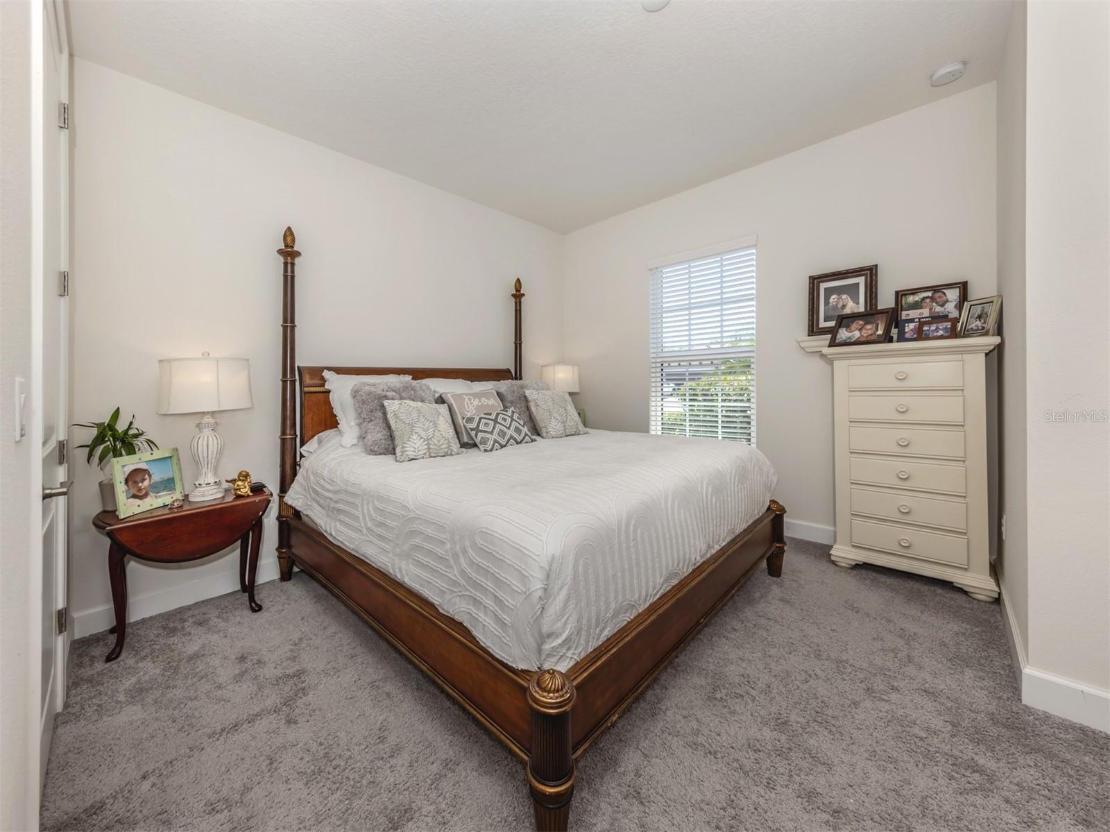 Image 24 of 82 For 5853 Semolino Street