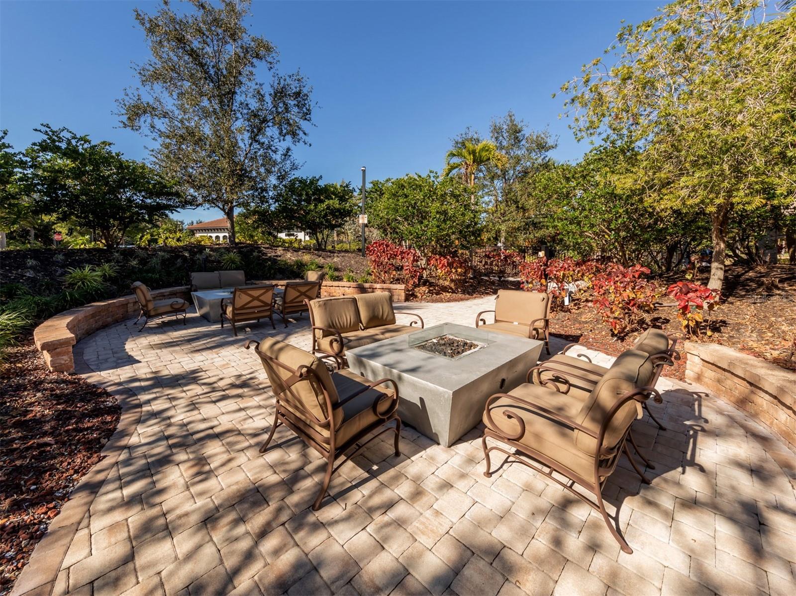 Image 34 of 82 For 5853 Semolino Street