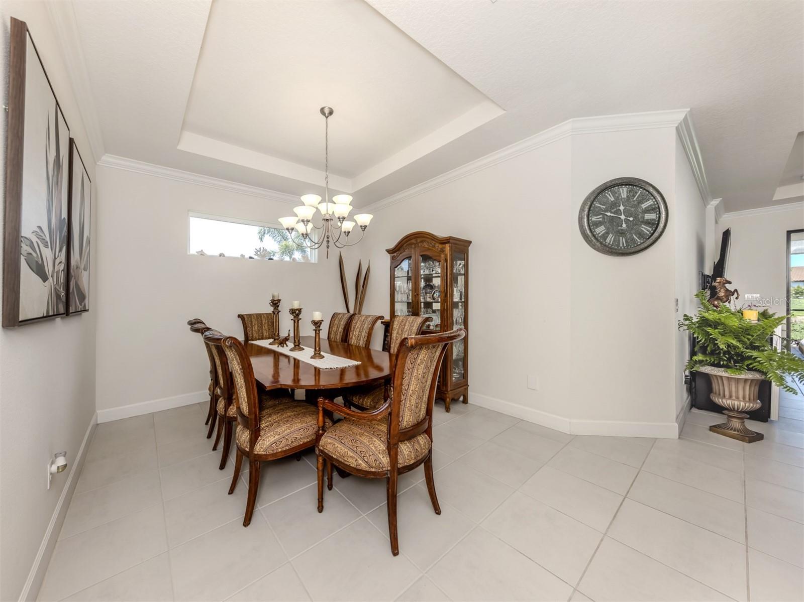 Image 7 of 82 For 5853 Semolino Street