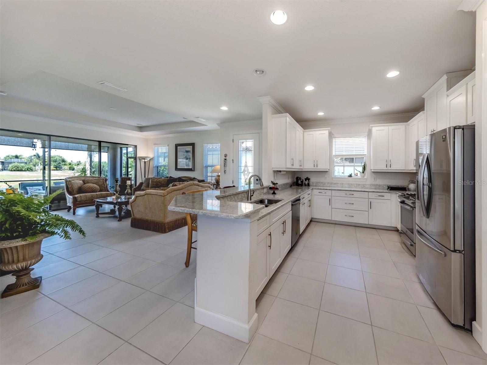 Image 8 of 82 For 5853 Semolino Street