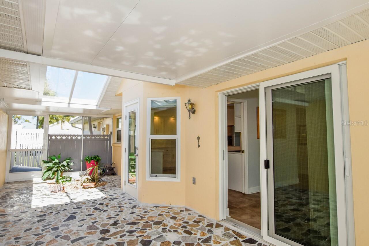 Image 35 of 67 For 761 Harrington Lake Drive N 61