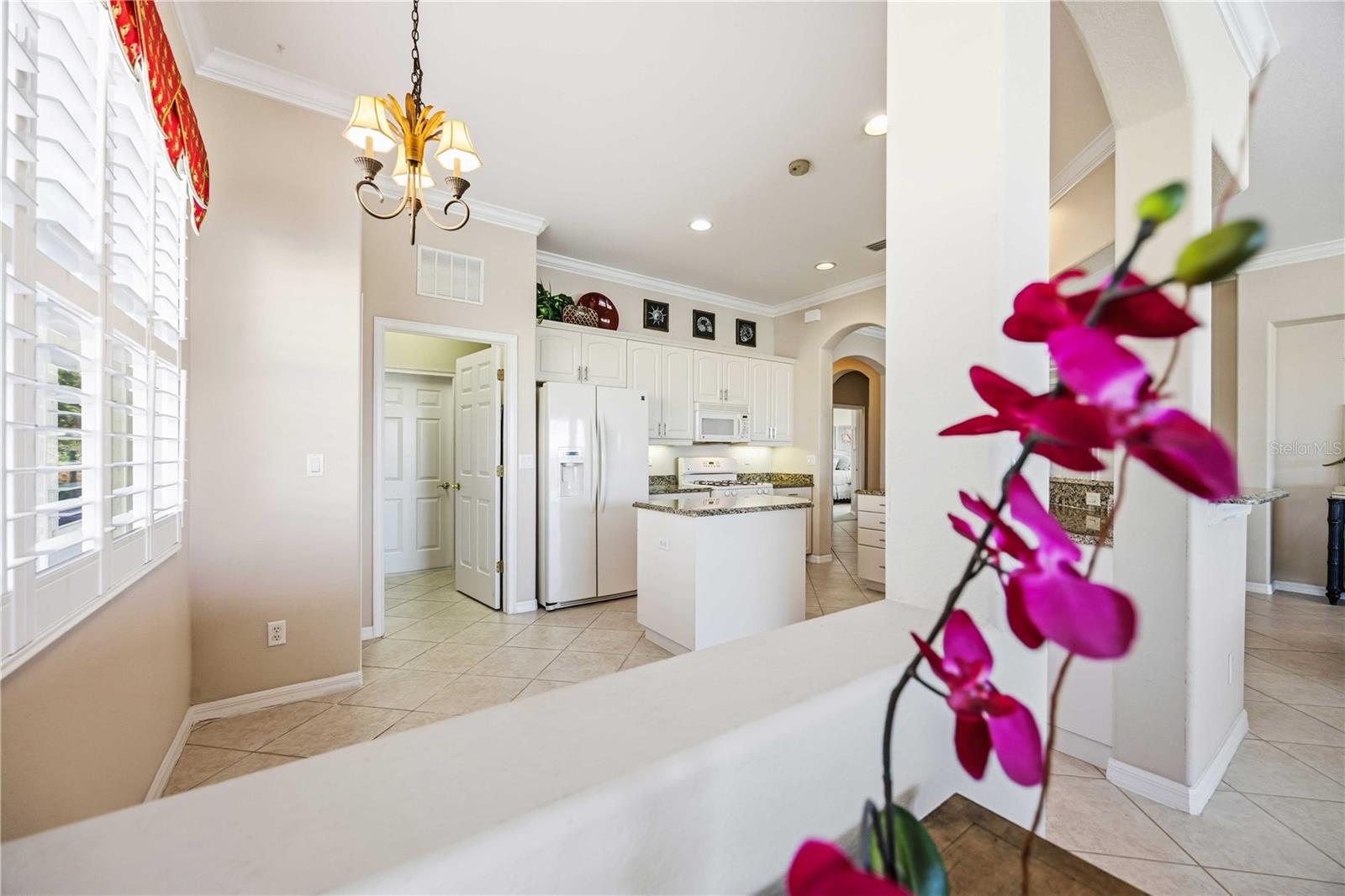 Image 13 of 87 For 125 Savona Way