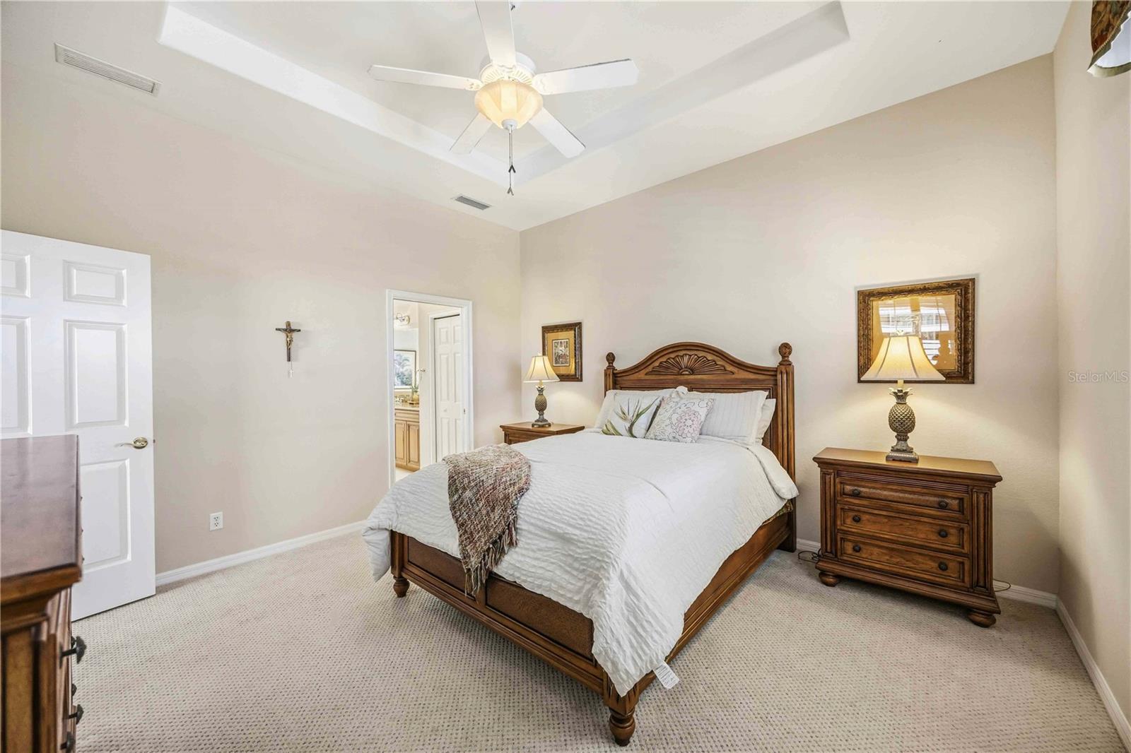 Image 18 of 87 For 125 Savona Way