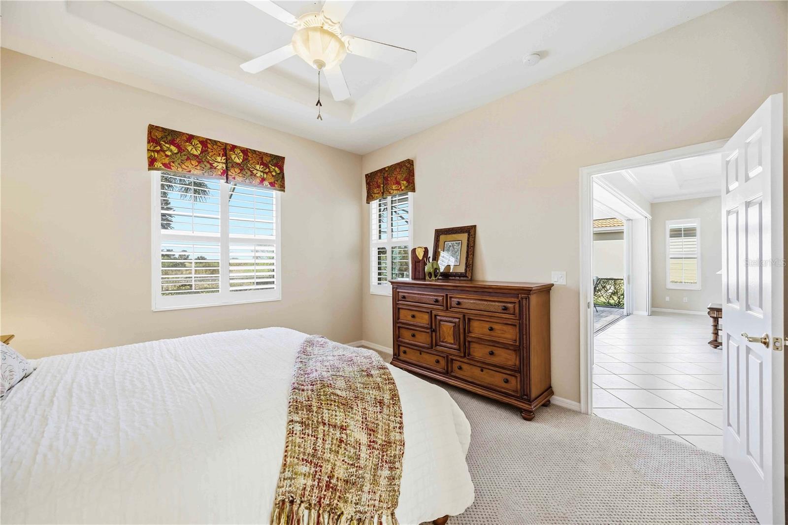 Image 19 of 87 For 125 Savona Way