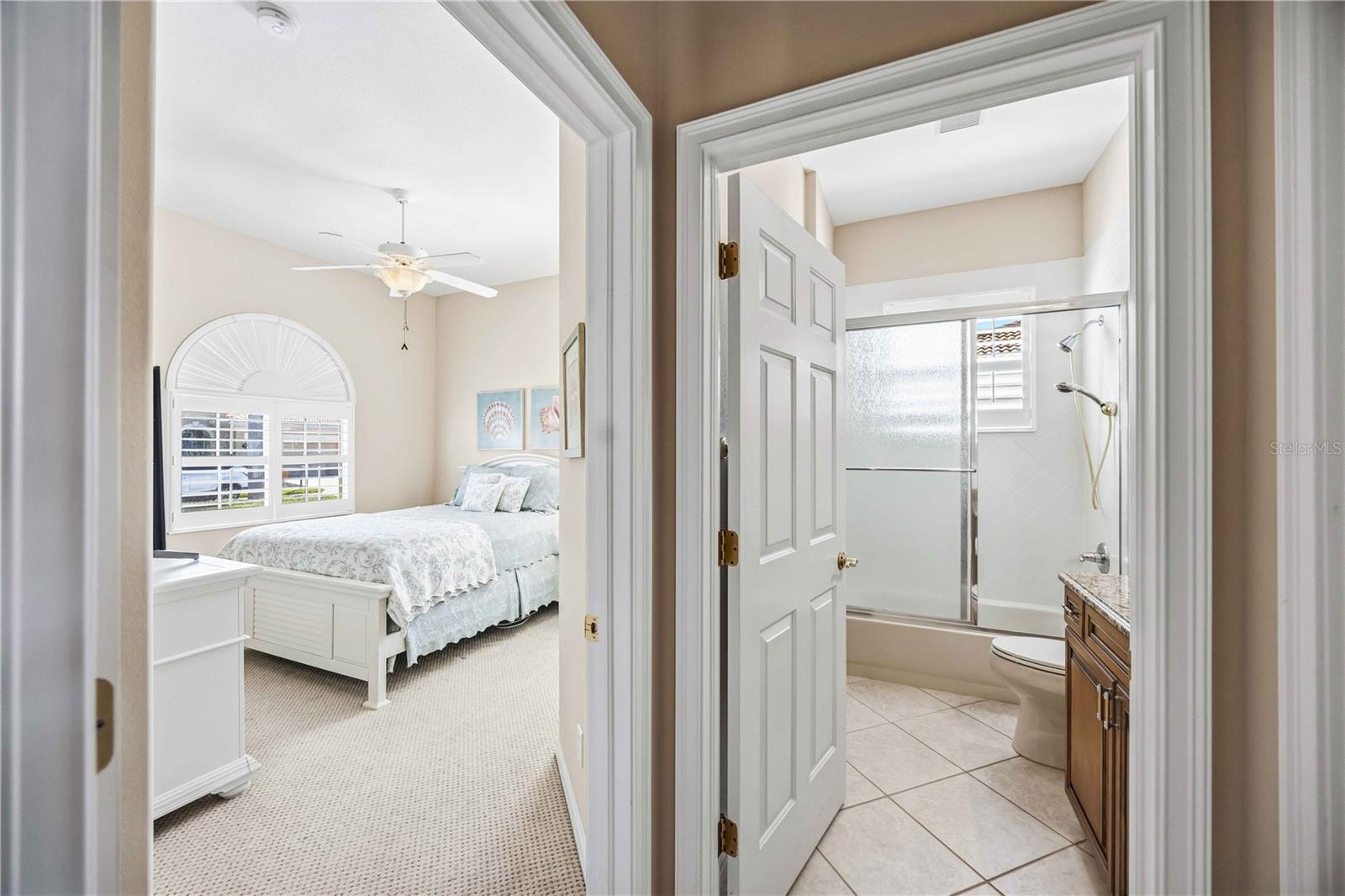 Image 23 of 87 For 125 Savona Way