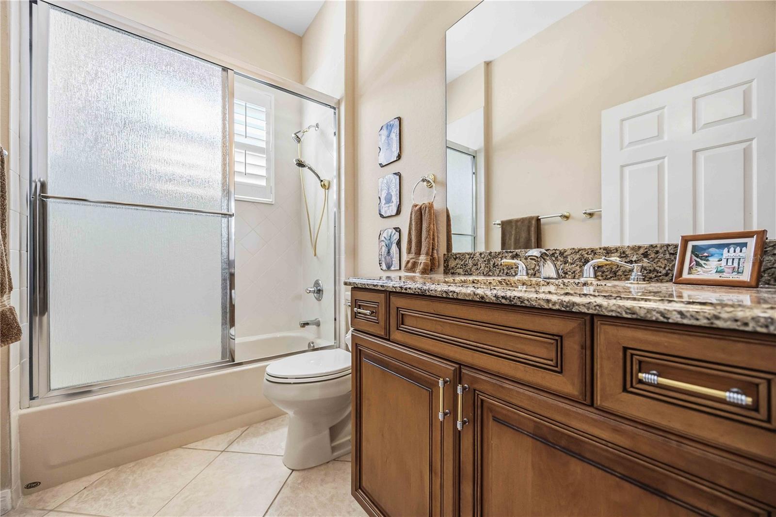 Image 25 of 87 For 125 Savona Way