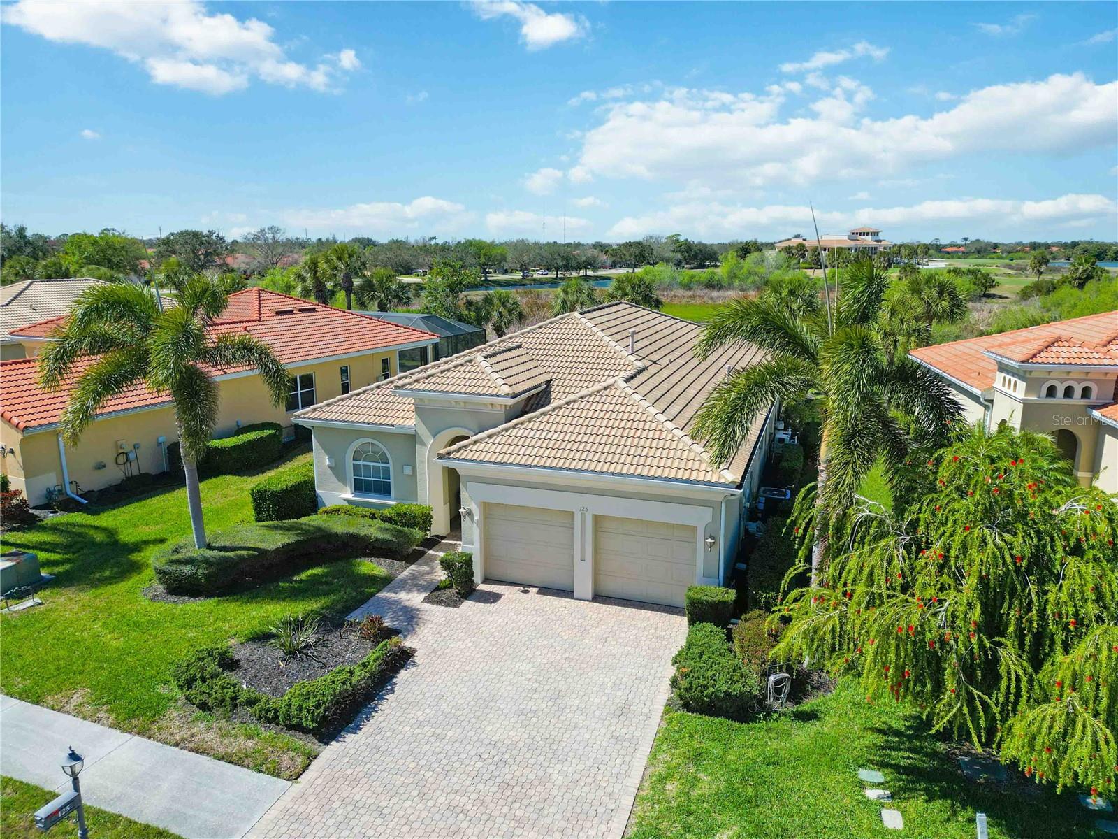 Image 41 of 87 For 125 Savona Way