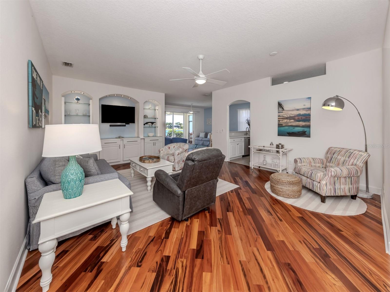 Image 7 of 64 For 11610 Dancing River Drive