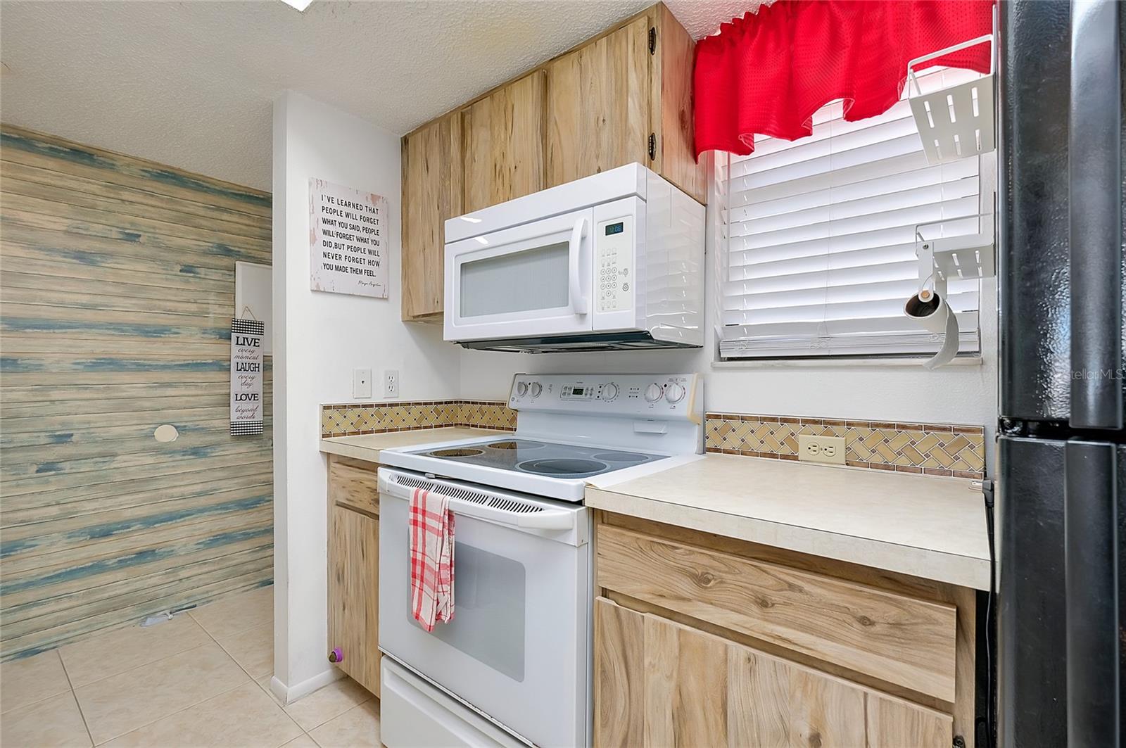 Image 11 of 57 For 1999 Kings Highway 133c