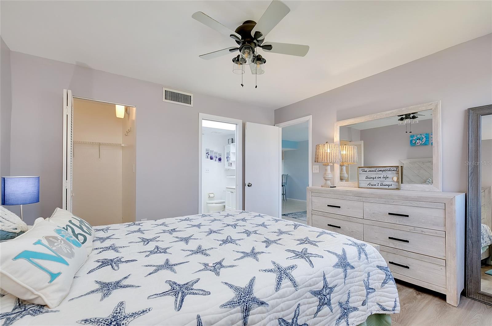 Image 25 of 57 For 1999 Kings Highway 133c