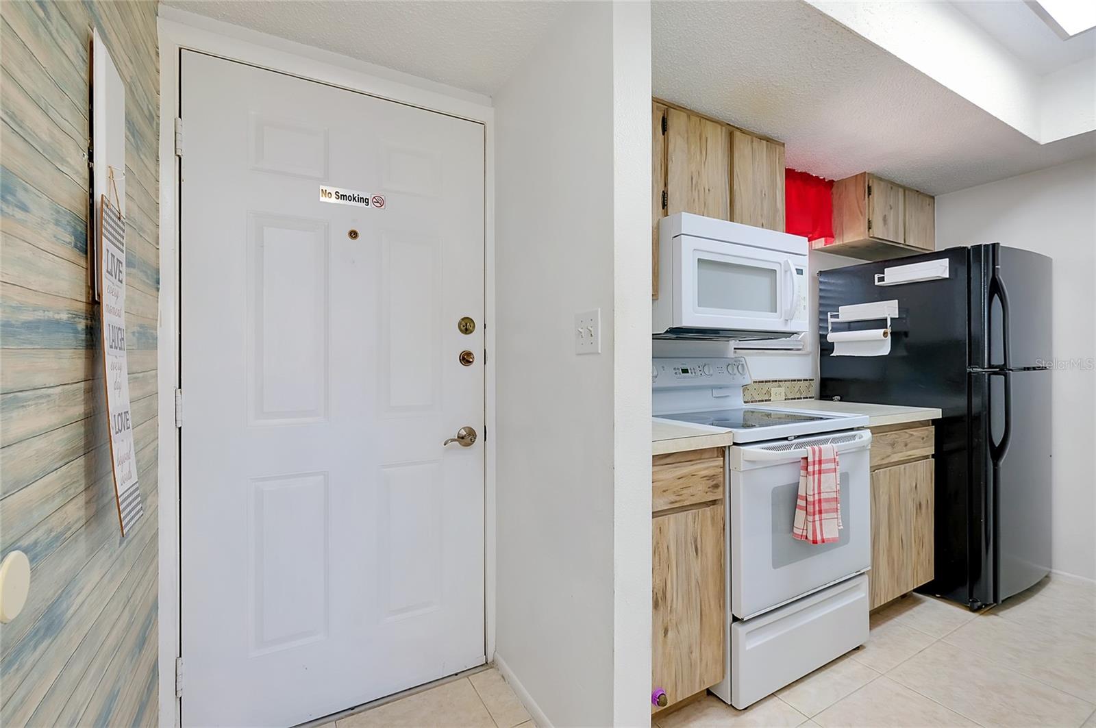 Image 4 of 57 For 1999 Kings Highway 133c