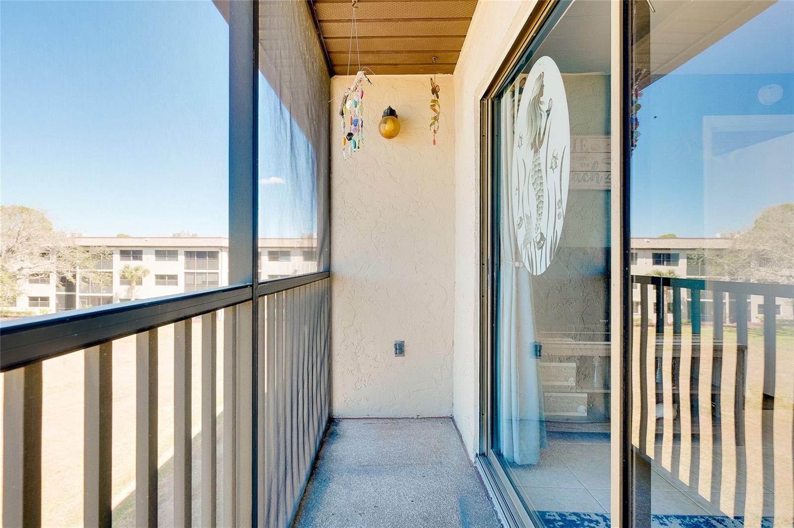 Image 41 of 57 For 1999 Kings Highway 133c