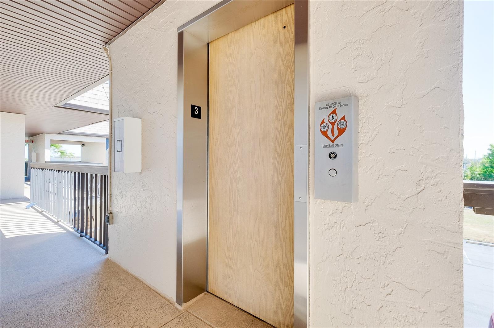 Image 45 of 57 For 1999 Kings Highway 133c