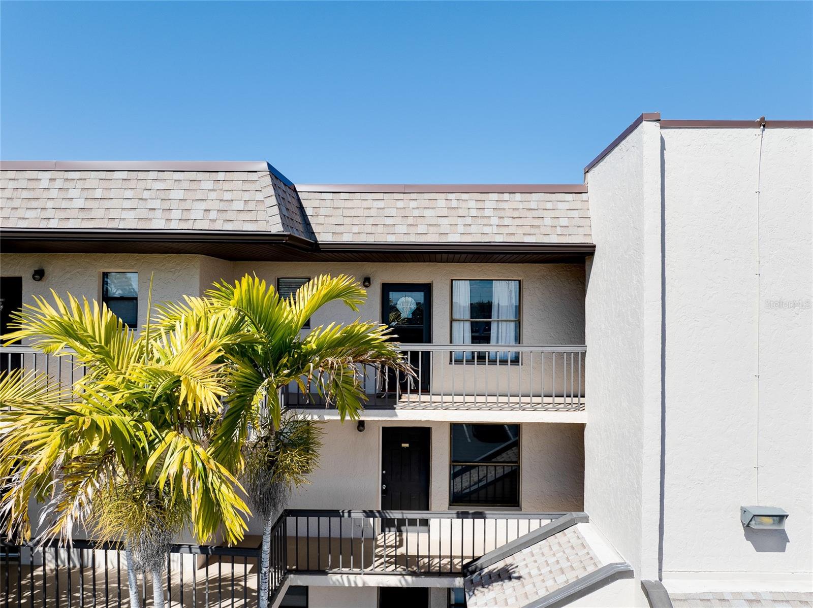 Image 48 of 57 For 1999 Kings Highway 133c