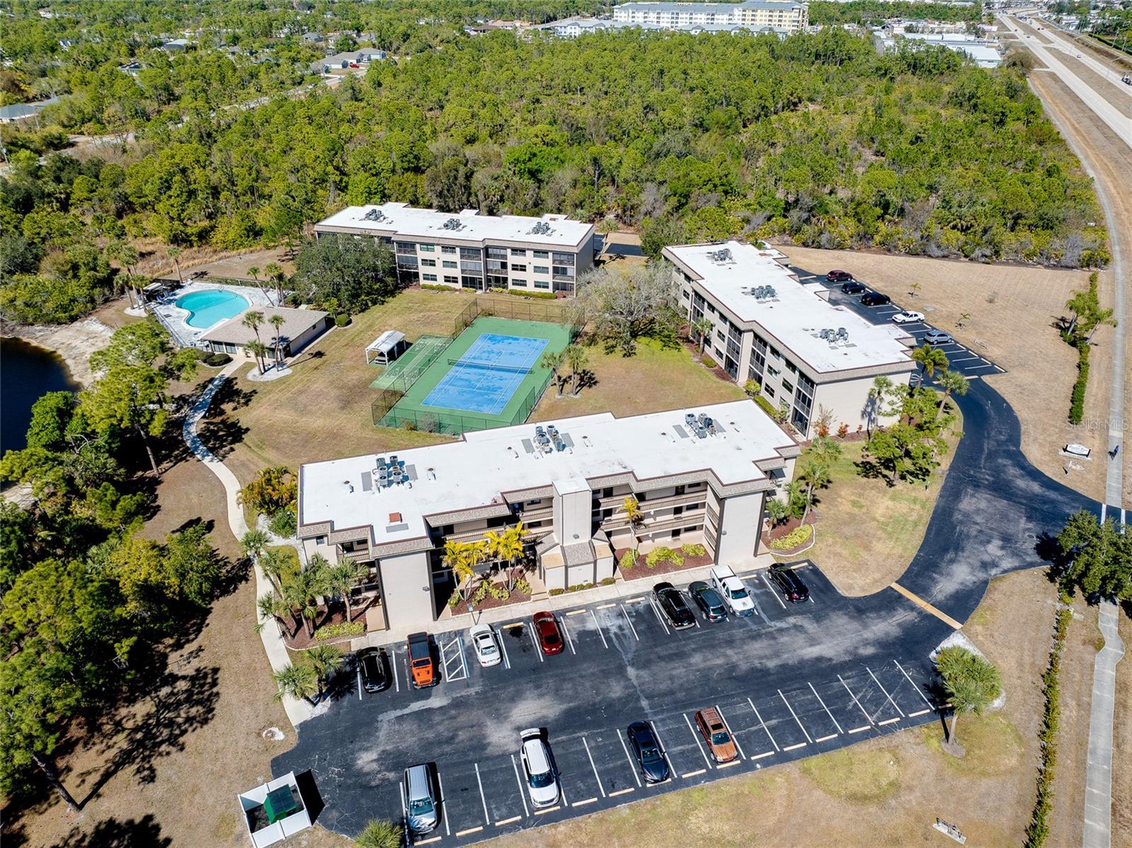 Image 53 of 57 For 1999 Kings Highway 133c