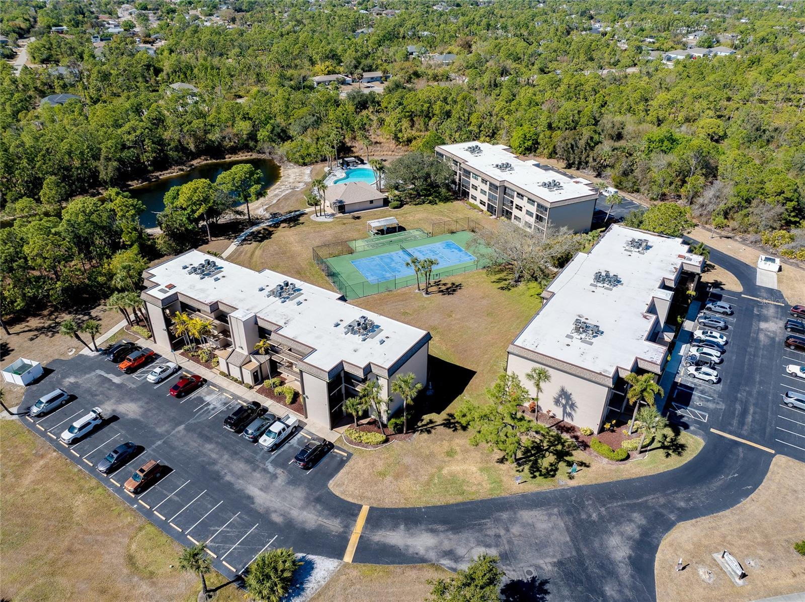 Image 54 of 57 For 1999 Kings Highway 133c