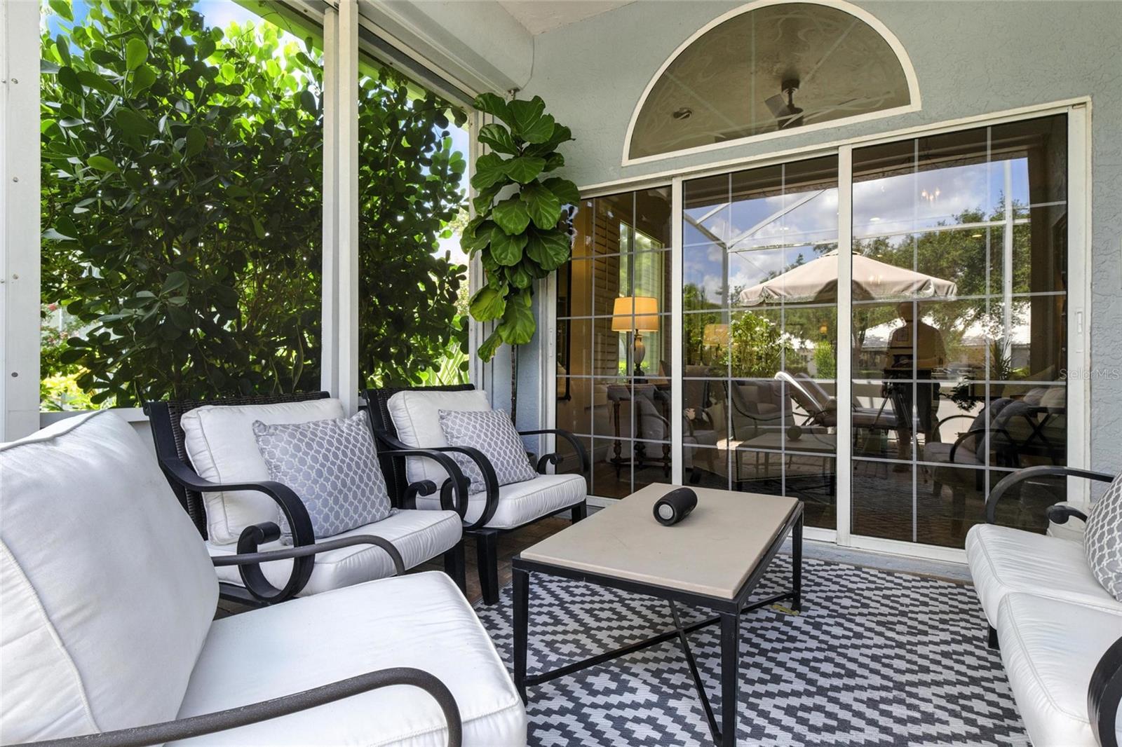 Image 16 of 56 For 1234 Harbor Town Way